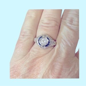 🚨50% off! 5A & 925 Sterling See video! Antique Sapphire 925 & 5A vintage ring